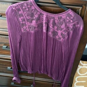 Free People top, beautiful embroidered & deeded details